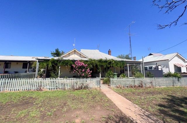 42 De Boos Street, NSW 2668