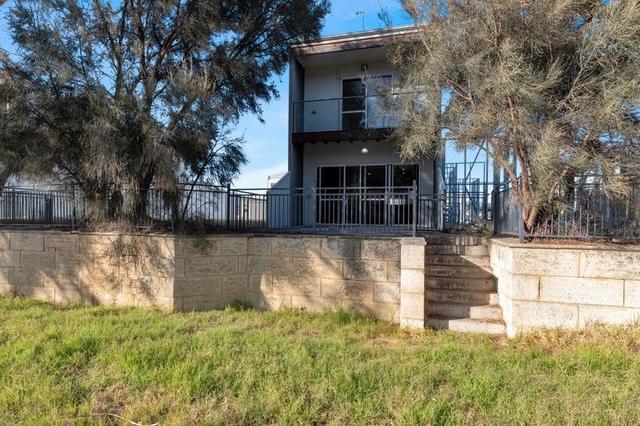 9/15 Kardan Loop, WA 6210