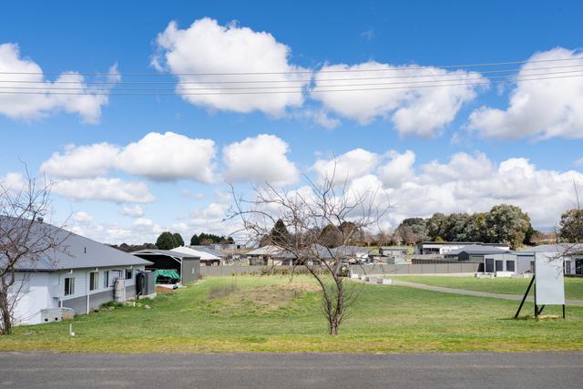 4 Clements Street, NSW 2583