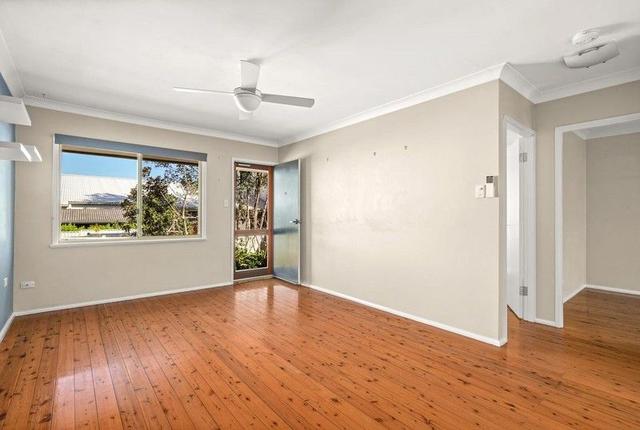 2/9 Lushington Street, NSW 2250