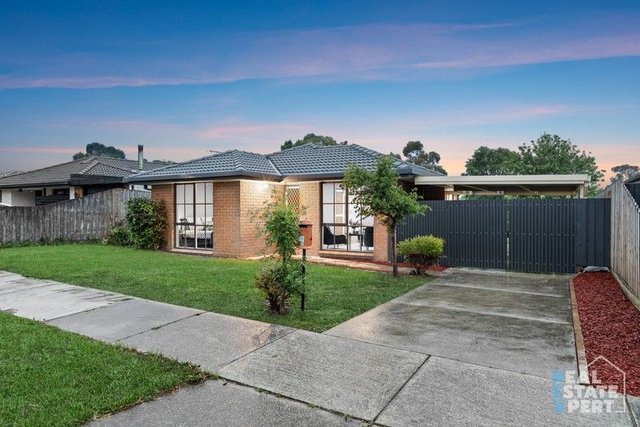 10 McMaster Court, VIC 3810