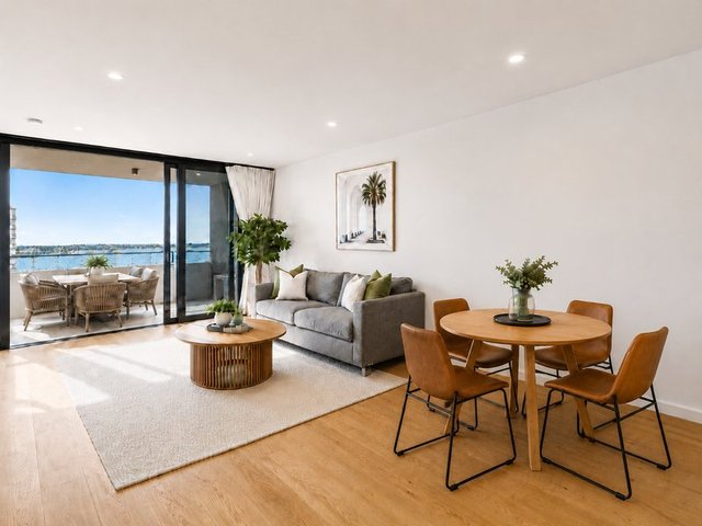 605/110 Frank Street, QLD 4215