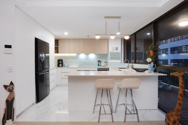 4A/10 Marine Parade, QLD 4215