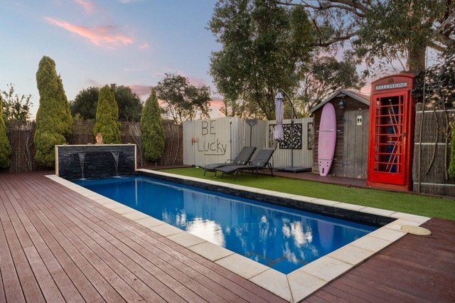 6 Kalk Place, WA 6027