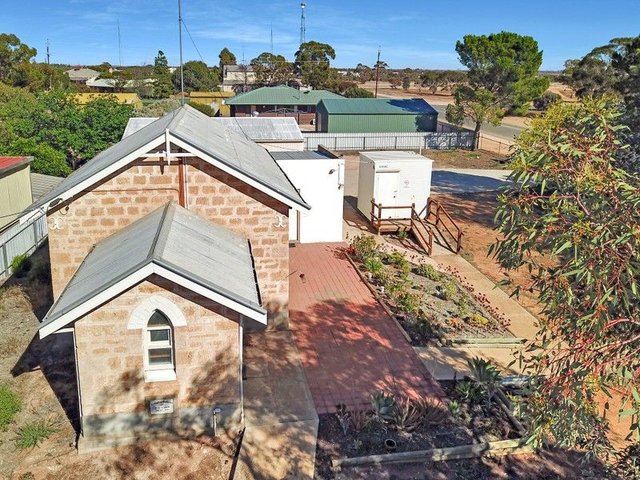 1 Sixth Street, SA 5320