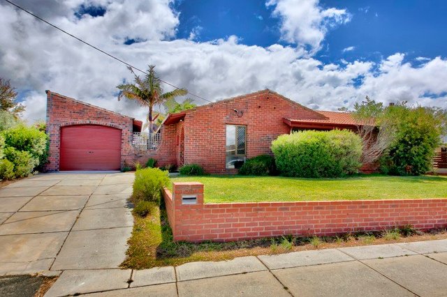 54 Grey Road, WA 6025