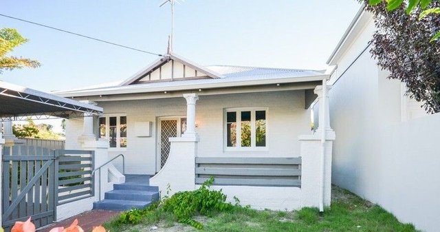 63 Arlington Avenue, WA 6151