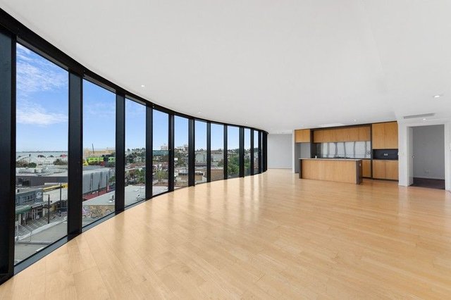 12/185 Barkly Street, VIC 3182