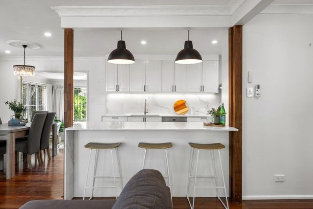 15 Fernlea Street, QLD 4034