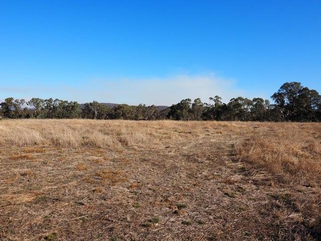 CA5 Racecourse Road, VIC 3477
