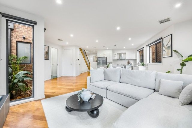 1/2 Yunki Court, VIC 3147