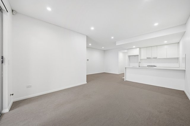 ,/60-64 Essington Street, NSW 2145
