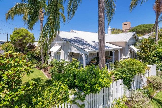 13 Sampson Road, WA 6230