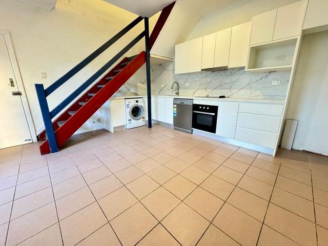 2/44 Cook Road, NSW 2204