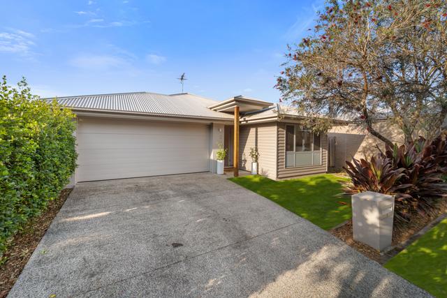 8/28 Sedgemoor Street, QLD 4034