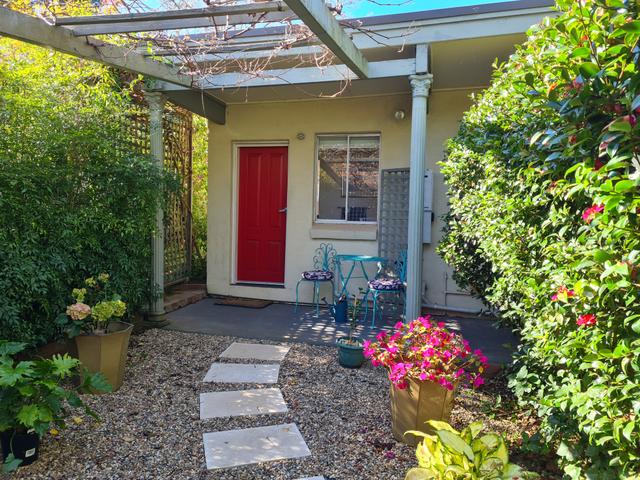 Cottage/134B Merrigang Street, NSW 2576
