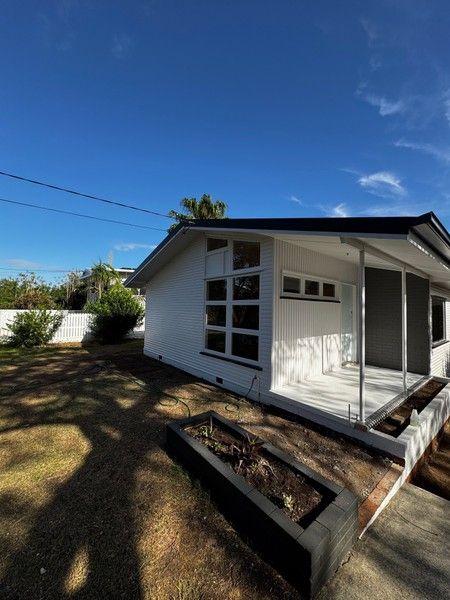 11 Diane Street, QLD 4104