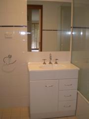 Bathroom (2014-06-25)