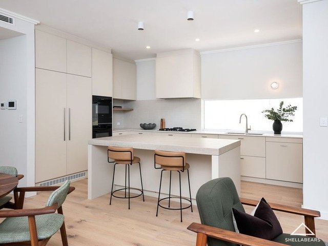 15 Clive Road, WA 6011