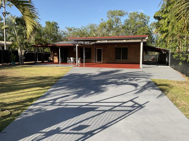 42 Cuthbertson Crescent, NT 0830