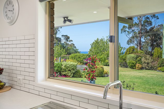 17 Nolan Drive, NSW 2548