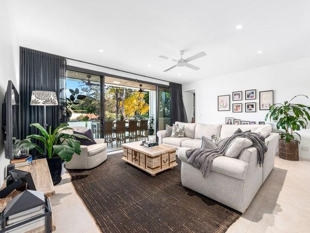 1/110 Carmody Road, QLD 4067