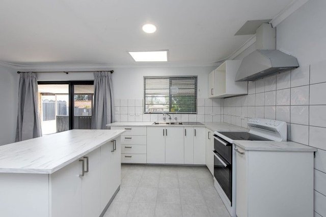 30 Banks Avenue, WA 6025