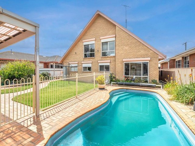 10 Nanworen Crescent, VIC 3215