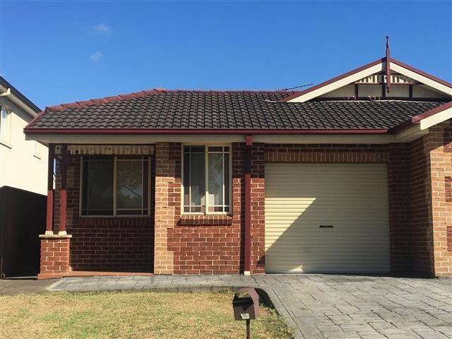1/124 Whitford Road, NSW 2168