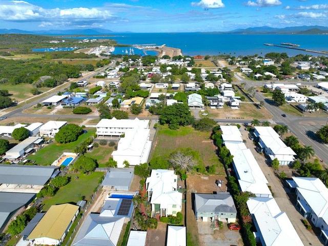 12 Williams Street, QLD 4805