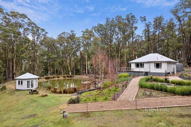 30 Whitegum Drive, VIC 3461