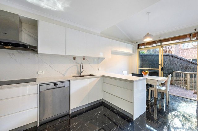5/2 Stanley Street, NSW 2075
