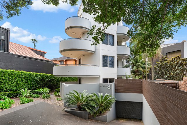 1/8 Blacket Street, NSW 2500