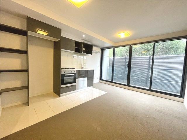 204/211 Dorcas Street, VIC 3205
