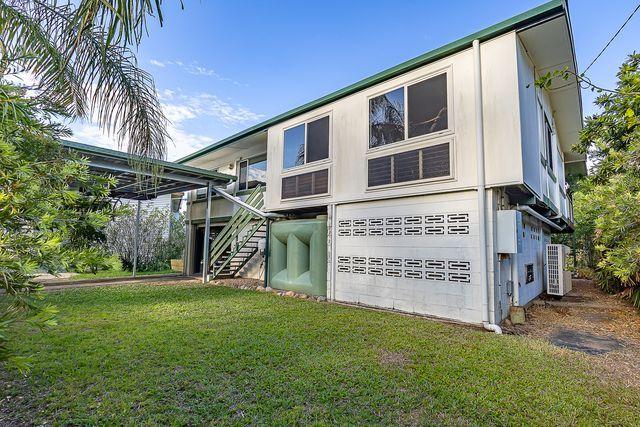 32 Rhodes Street, QLD 4814