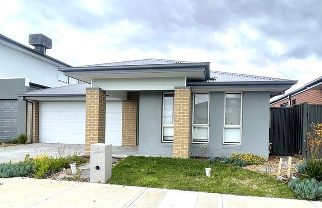 31 Dalhalla Circuit, VIC 3978