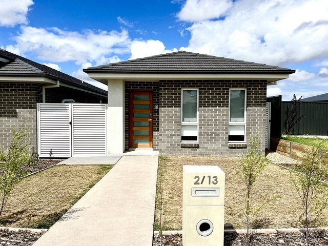 2/13 Aston Martin Drive, NSW 2580