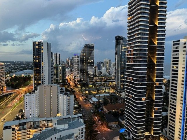 2403/22 Surf Parade, QLD 4218
