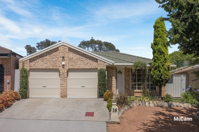 16 Charlton Crescent, ACT 2906