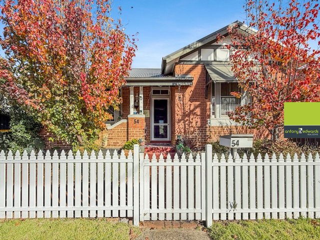 54 Kinghorne Street, NSW 2580