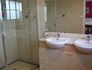 Ensuite (2003-07-24)