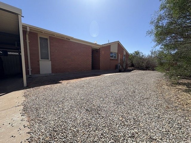 2 Waters Crescent, SA 5700