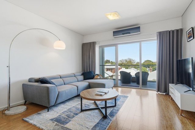 22/110 Cambridge Street, WA 6007
