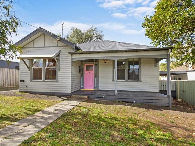 16 Charles Street, VIC 3860