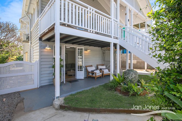 31 Marine Pde, QLD 4020