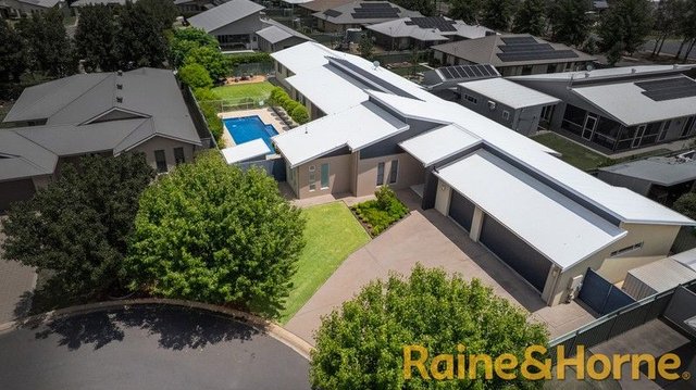 10 Ripple Court, NSW 2830