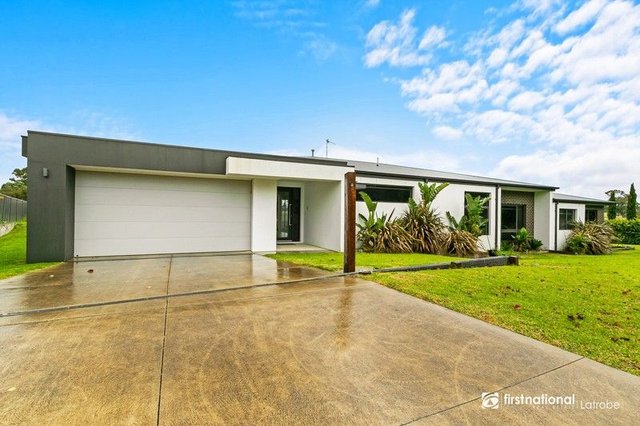 12 Woodhall Close, VIC 3844