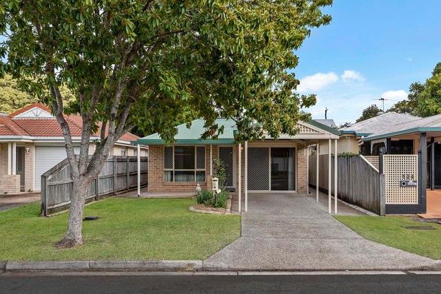 122 Glen Holm Street, QLD 4053