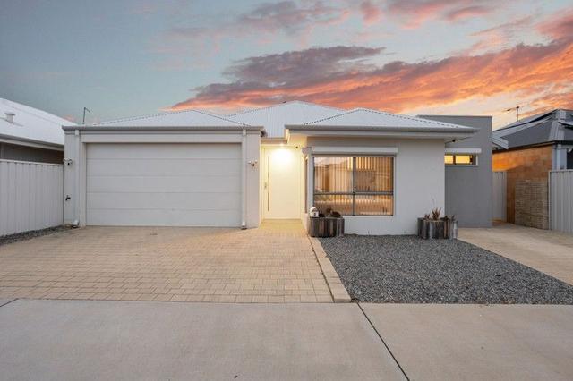 8 Dusky Court, WA 6166