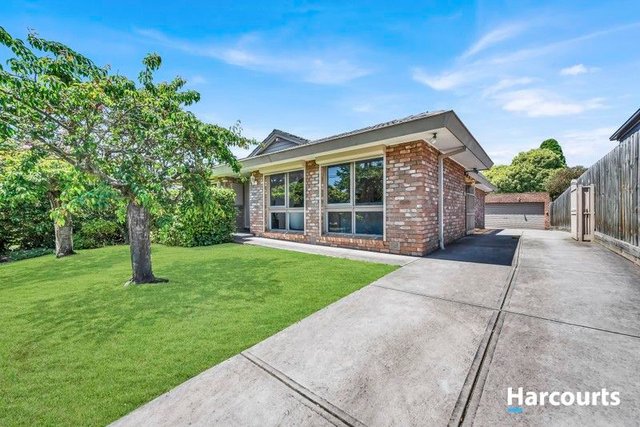 52 Woodleigh Crescent, VIC 3133